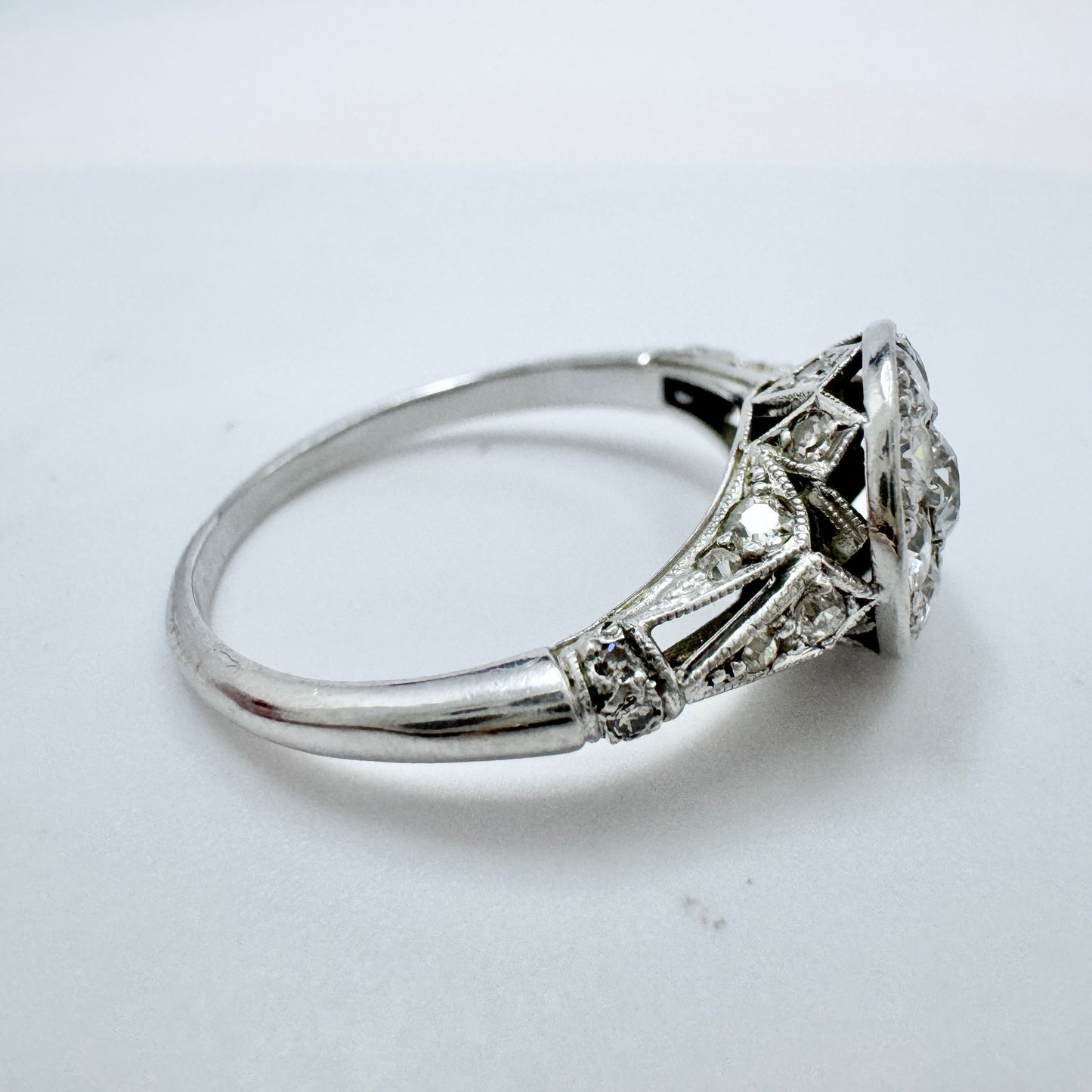 Art Deco c 1920s. Platinum Diamond Cluster Ring.