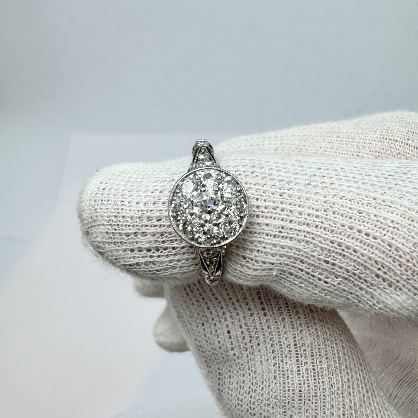 Art Deco c 1920s. Platinum Diamond Cluster Ring.