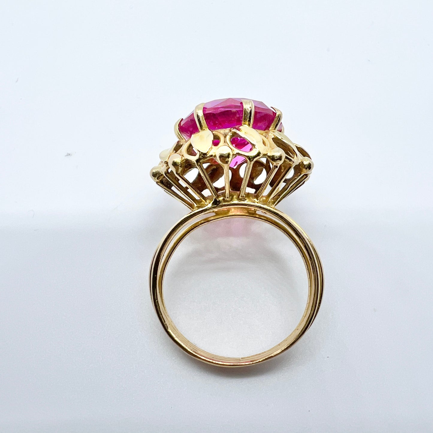 Vintage 14k Gold Synthetic Pink Sapphire Ring. Possibly Lebanon.