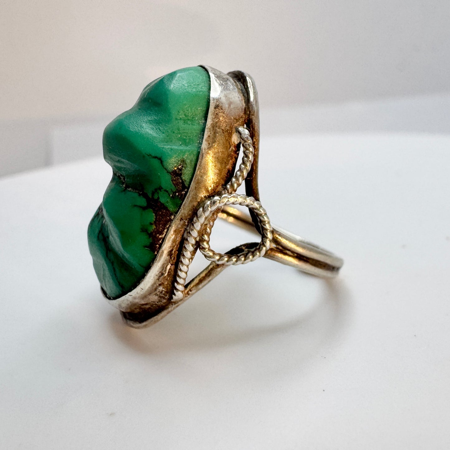 Vintage or Antique Solid Silver Turquoise Ring. Prob. the USA.