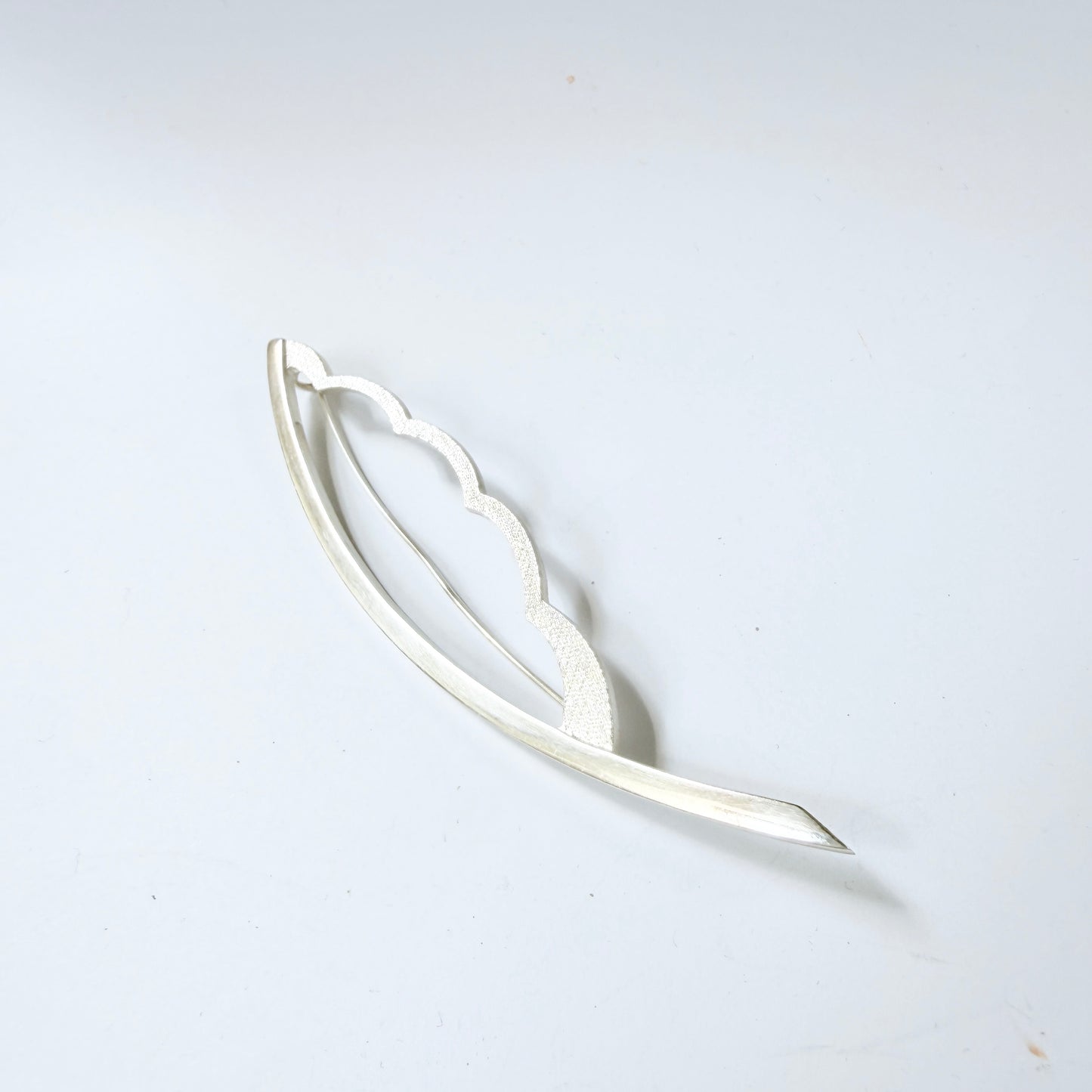 Jussi Jyvälahti, Finland 1989. Large Vintage Sterling Silver Brooch.