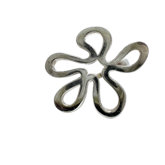 Vintage Sterling Silver Large Flower Ring.