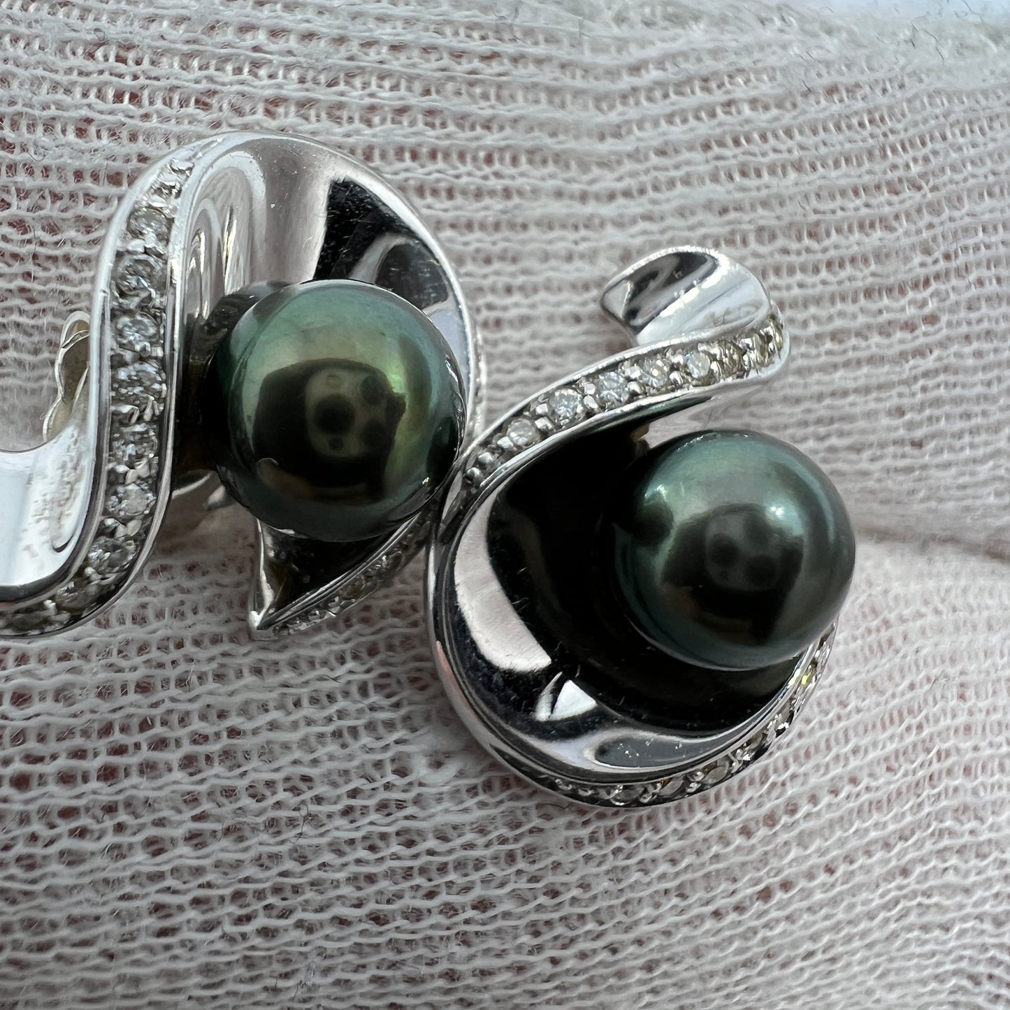 Vintage 18k Gold Diamond Tahitian Pearl Earrings.