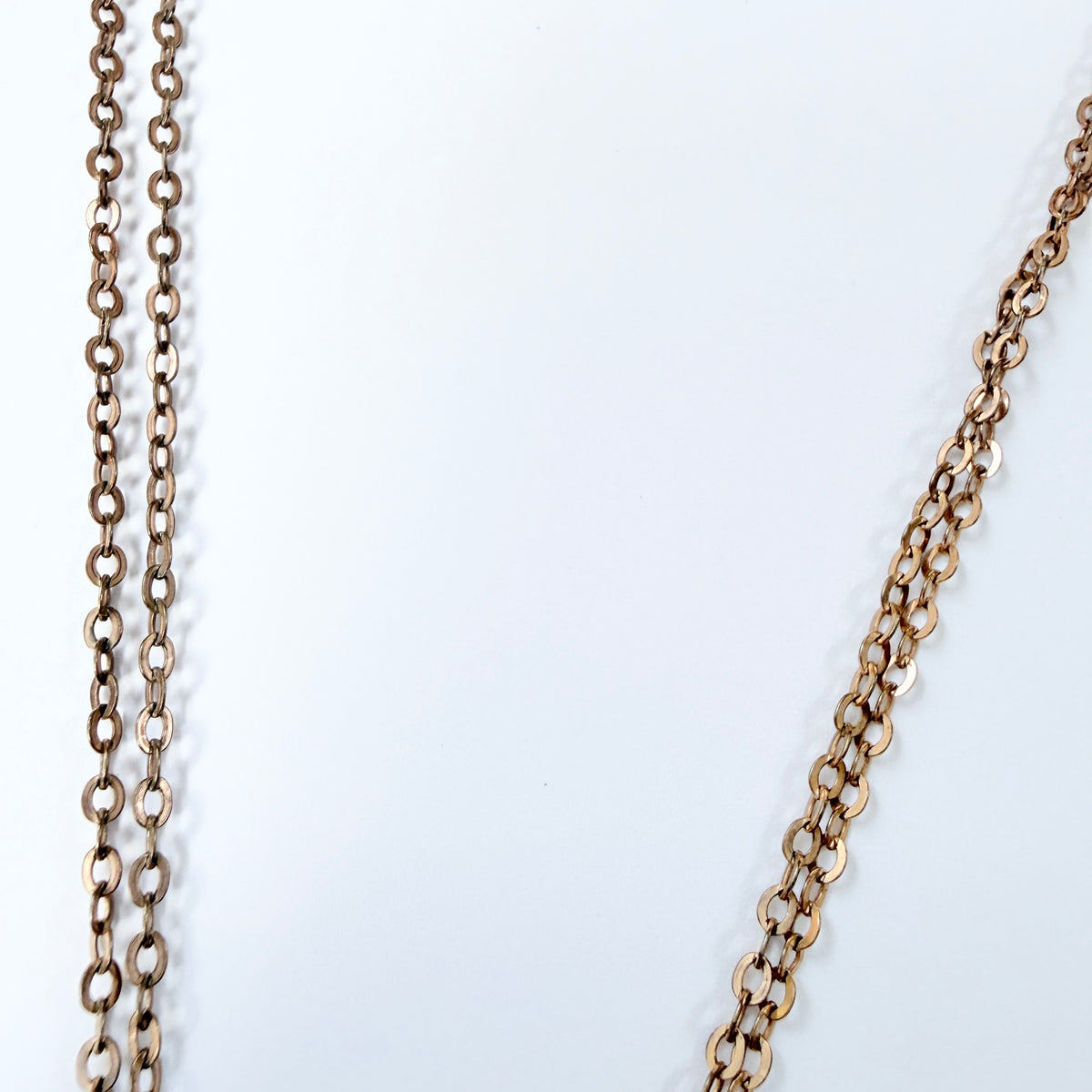 Antique Gold Doublé Longuard Chain.