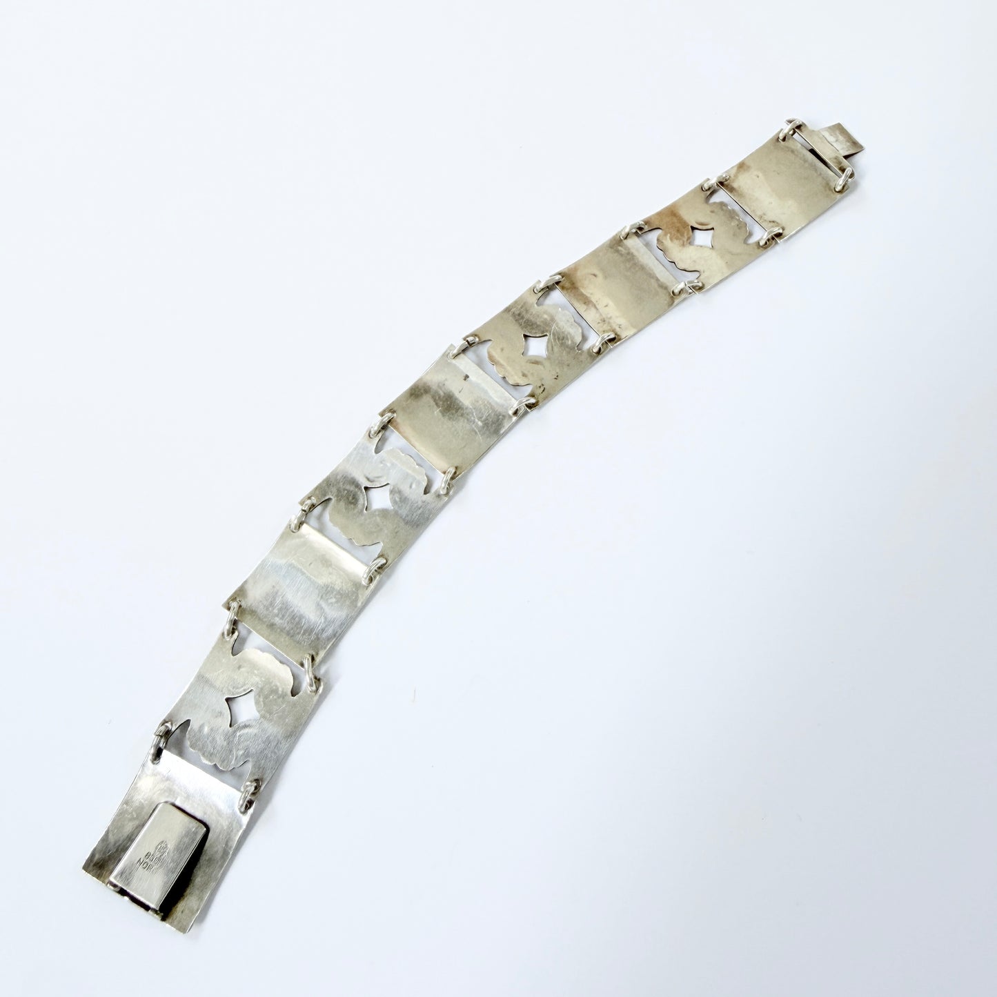 Nils M. Elvik, Norway ca 1930. Vintage Solid Silver Bracelet.