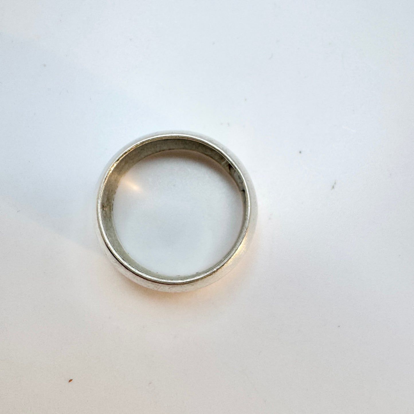 Victor Janson, Sweden year 1970. Solid Silver Band Ring.