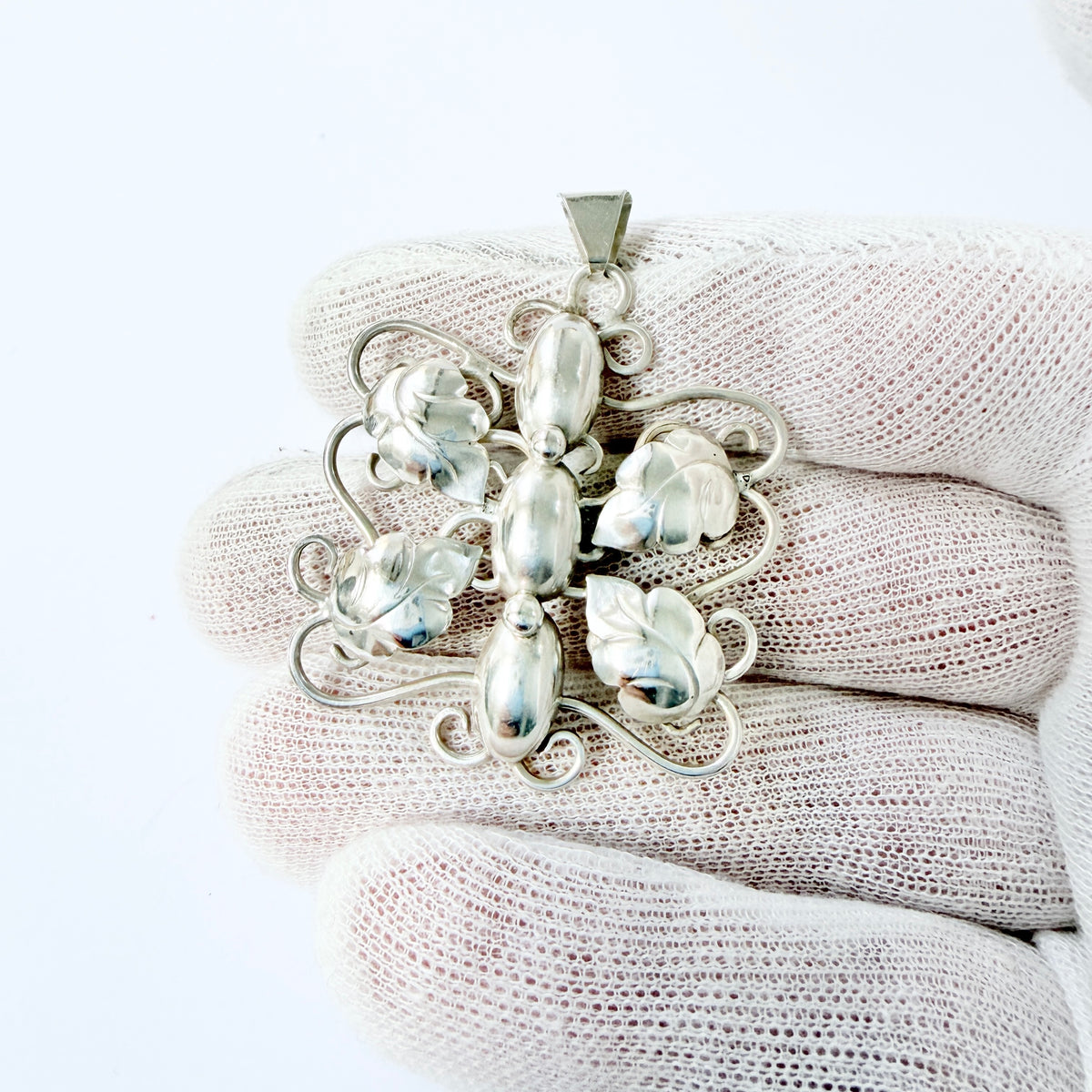 Vintage 1950s Solid Silver Organic Pendant.