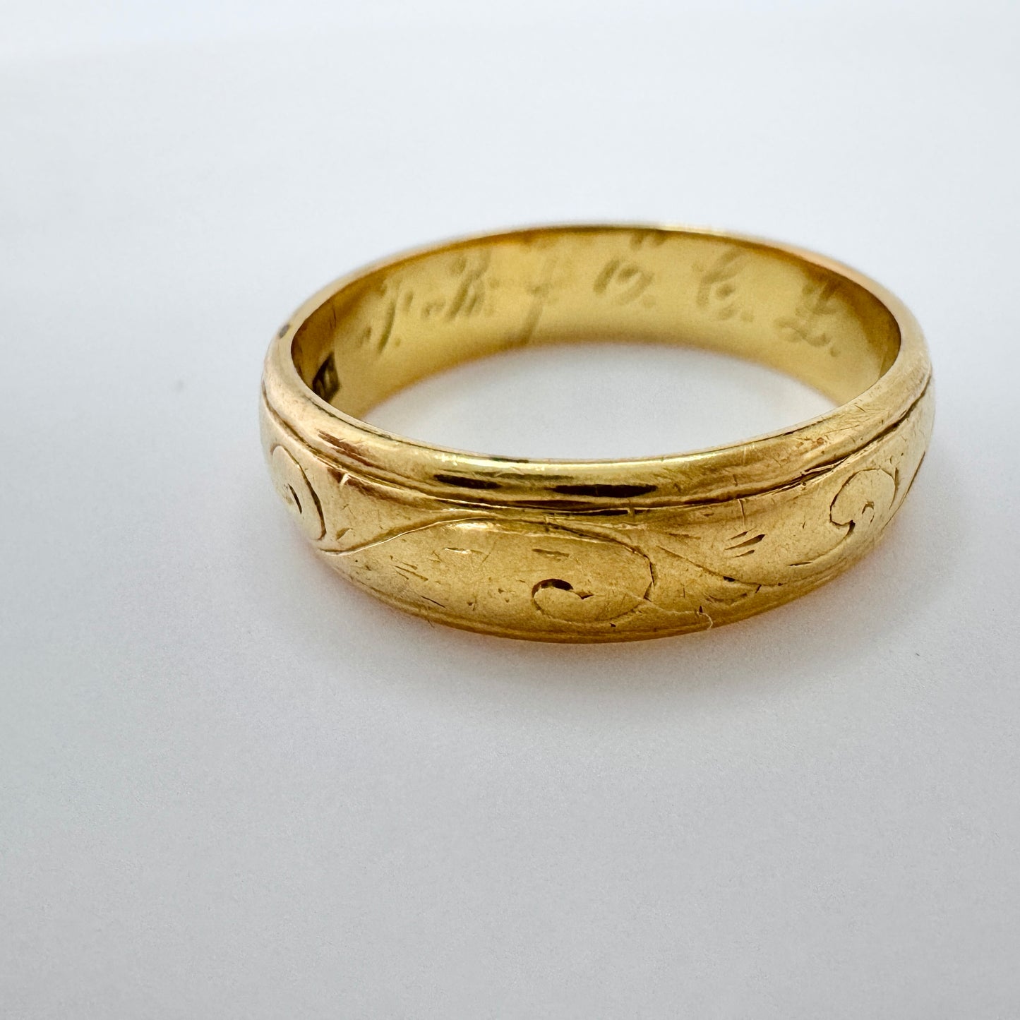 Sweden year 1892. Antique Victorian 18k Gold Wedding Band Ring.