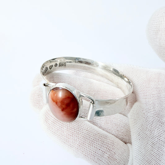 David Borg, Sweden 1967. Vintage Sterling Silver Agate Hinged Bangle Bracelet