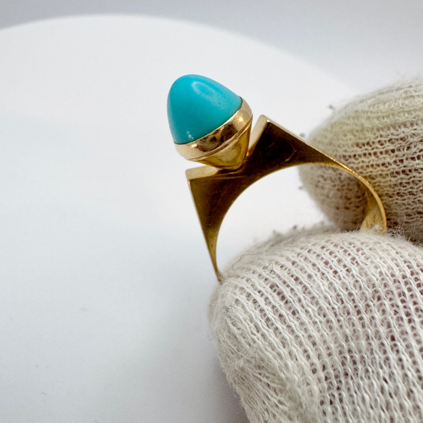Alton, Sweden 1966. Vintage Space Age 18k Gold Turquoise Ring.