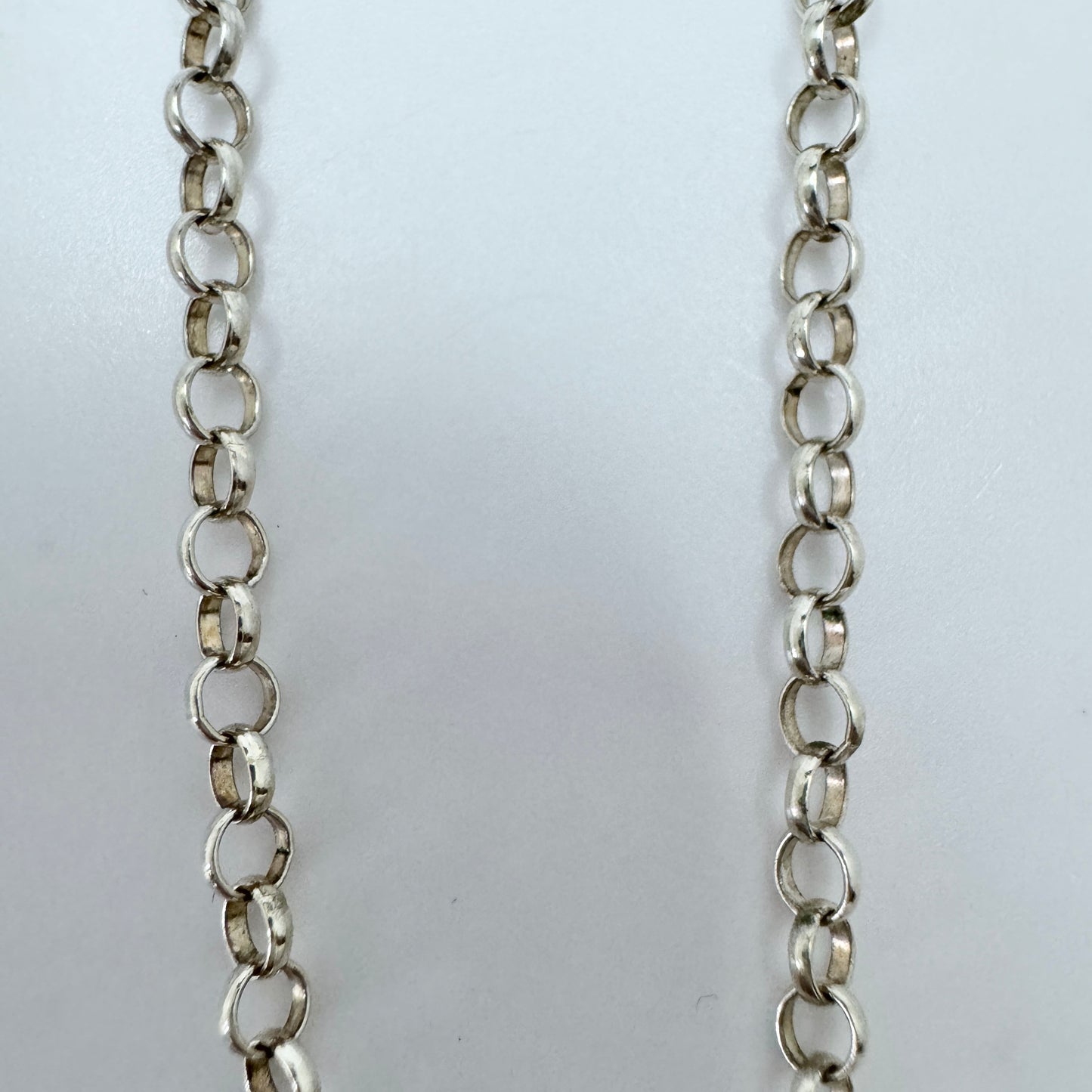 Valo-Koru, Finland 1972. Vintage Sterling Silver 22 inch Belcher Chain Necklace