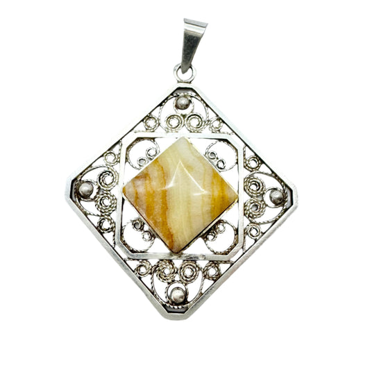 Czechoslovakia c 1950. Vintage 900 Silver Filigree Hardstone Pendant.