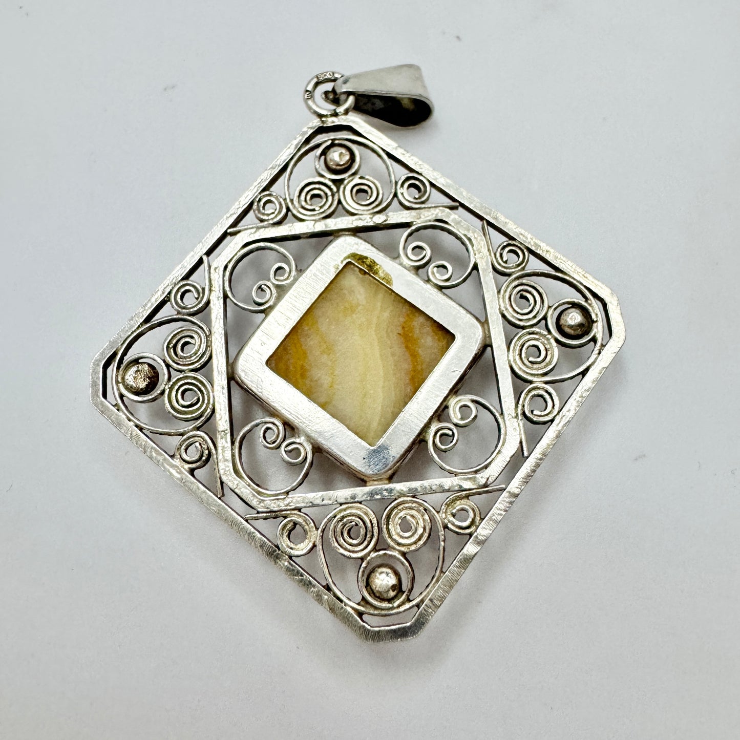 Czechoslovakia c 1950. Vintage 900 Silver Filigree Hardstone Pendant.