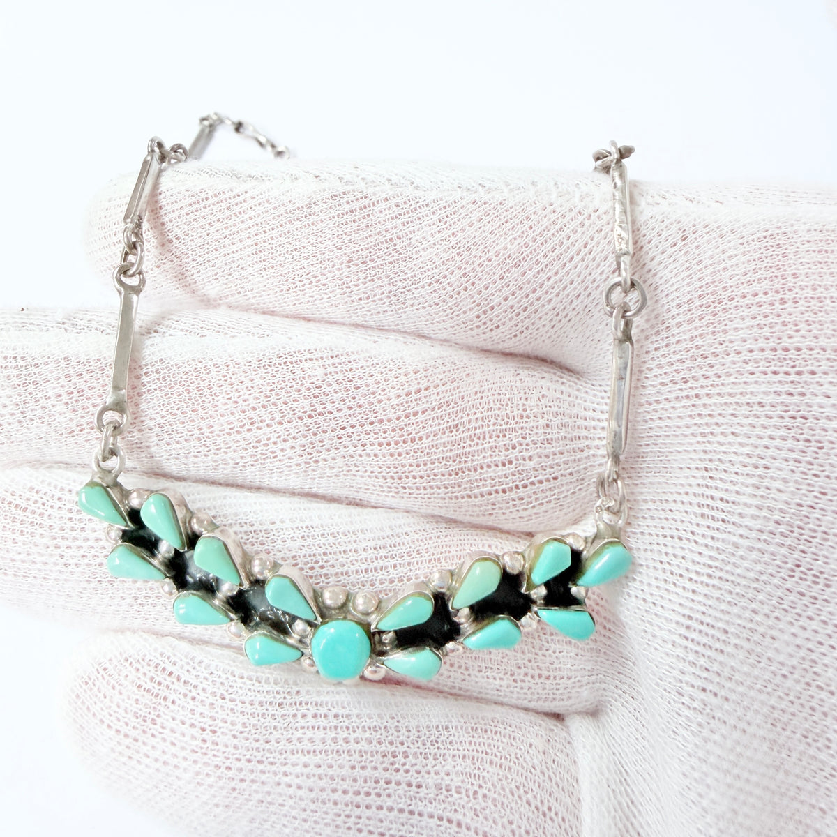 Los Ballesteros, Mexico. Vintage Sterling Silver Turquoise Necklace