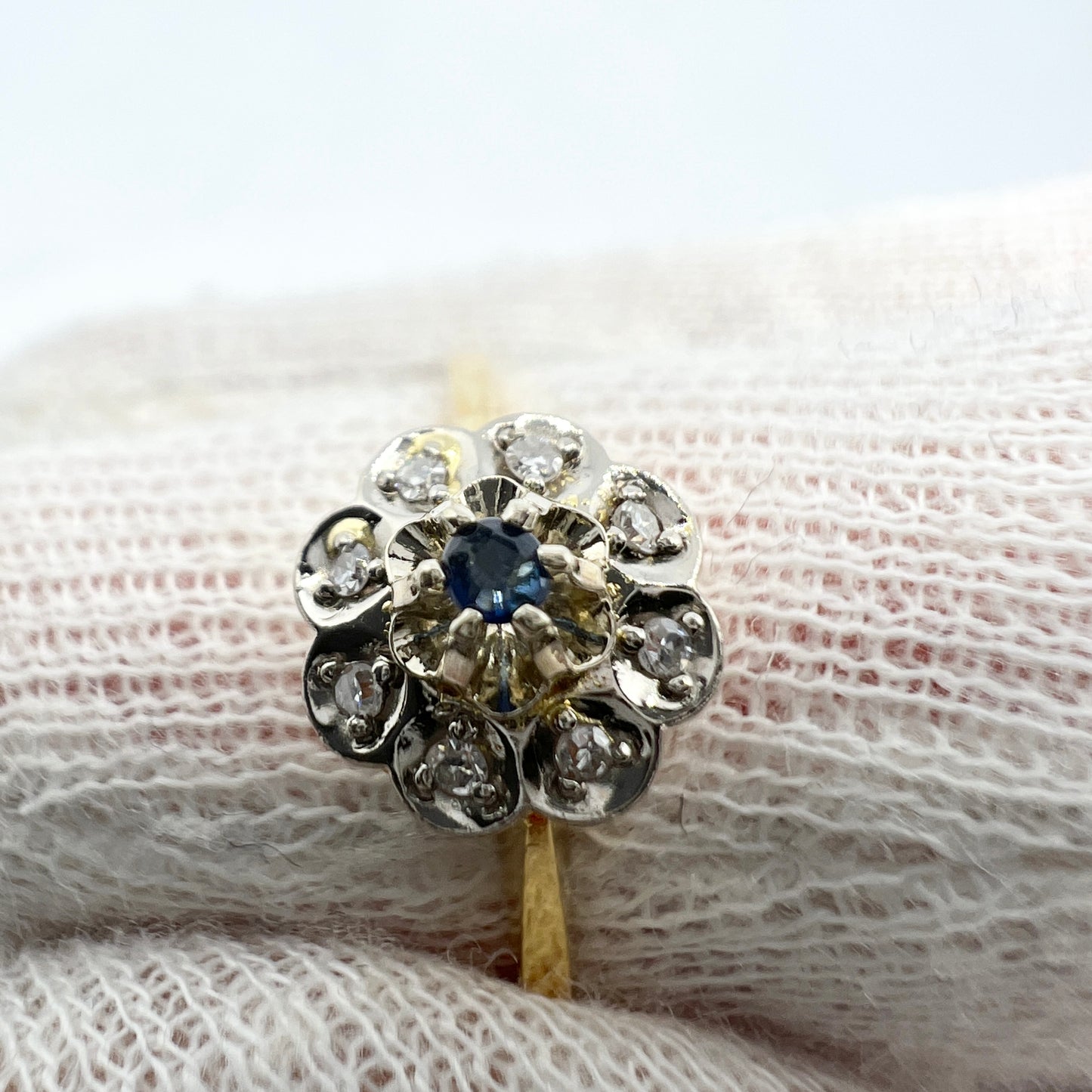 BCK, Finland. Vintage 18k Diamond Sapphire Ring.