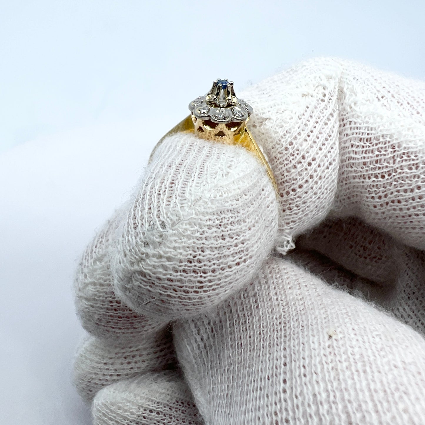 BCK, Finland. Vintage 18k Diamond Sapphire Ring.