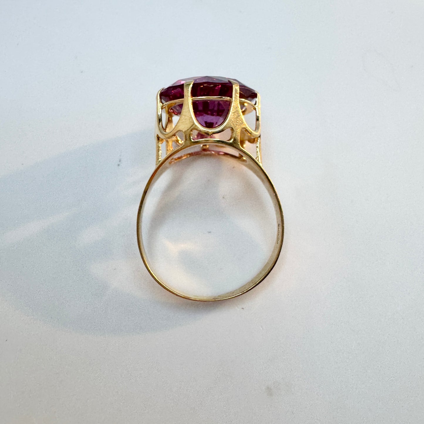 Vintage 1950-60s. 18k Gold Synthetic Sapphire Cocktail Ring.