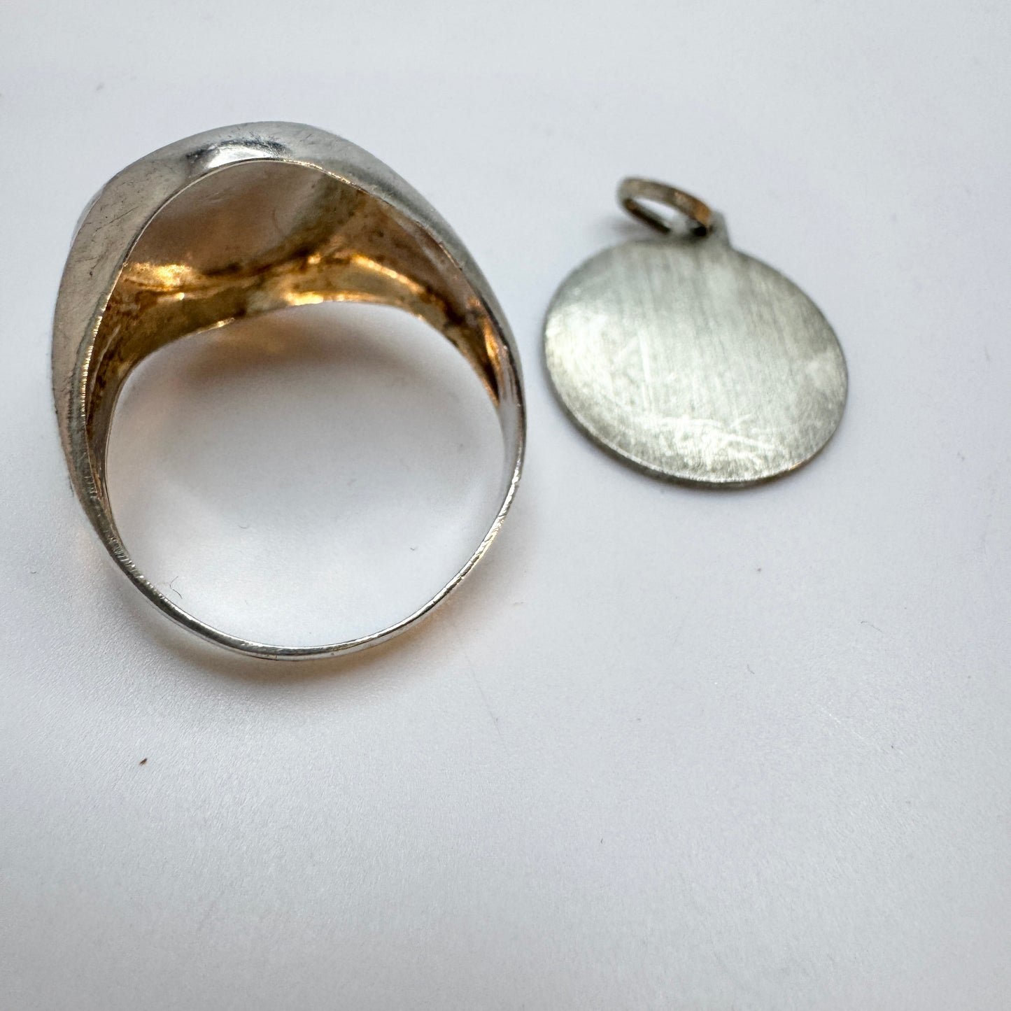 Vintage ca 1960. Sterling Silver Zodiac Pisces Signet Ring + Pendant.