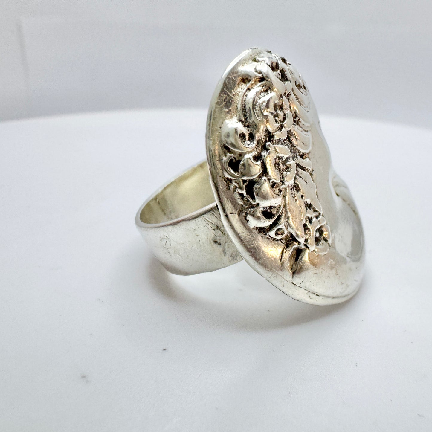 Kaplan, Sweden 1967. Bold Vintage Sterling Silver Ring.