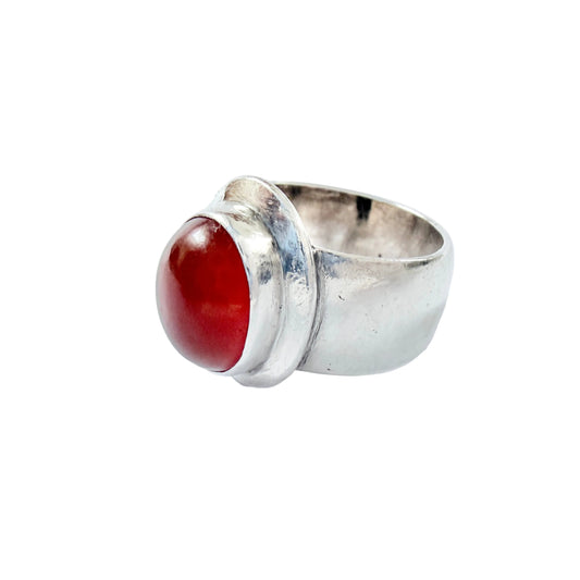 Vintage Sterling Silver Carnelian Ring.