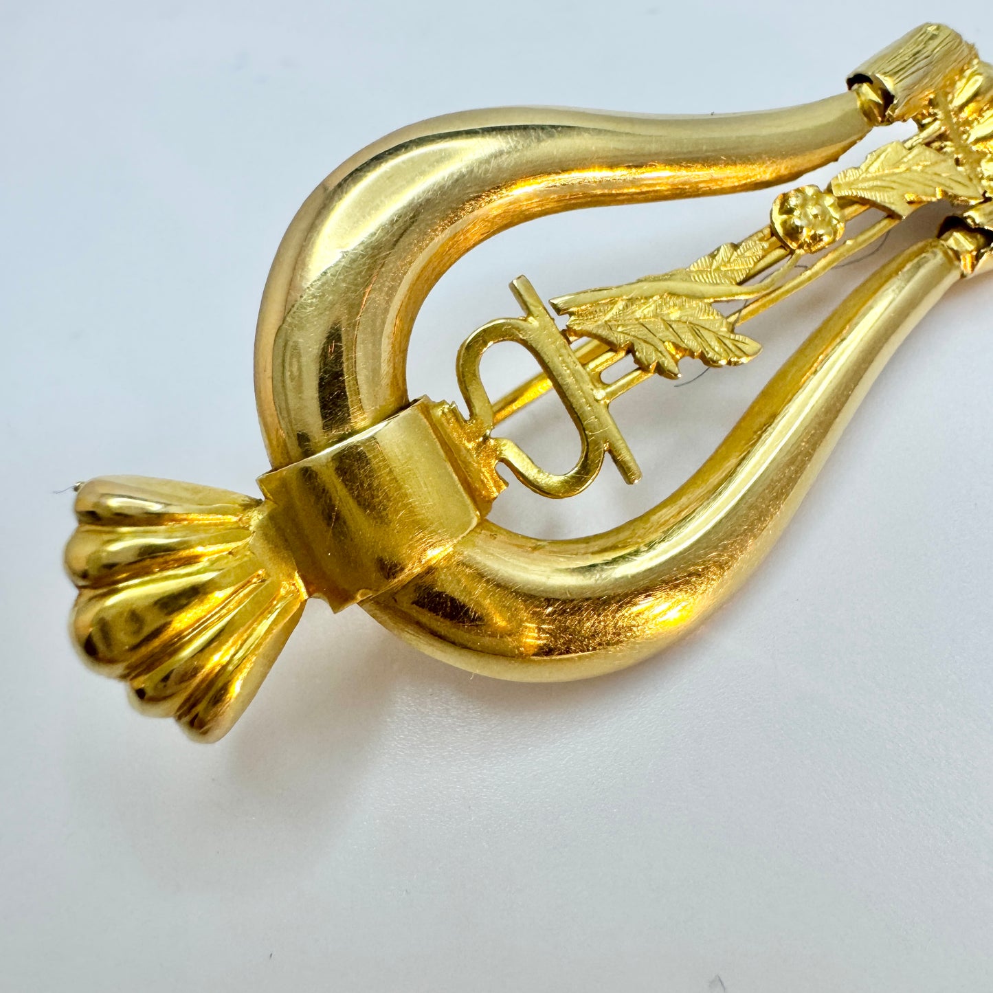 Sweden, Antique late 1800s Victorian 18k Gold Lyre Brooch