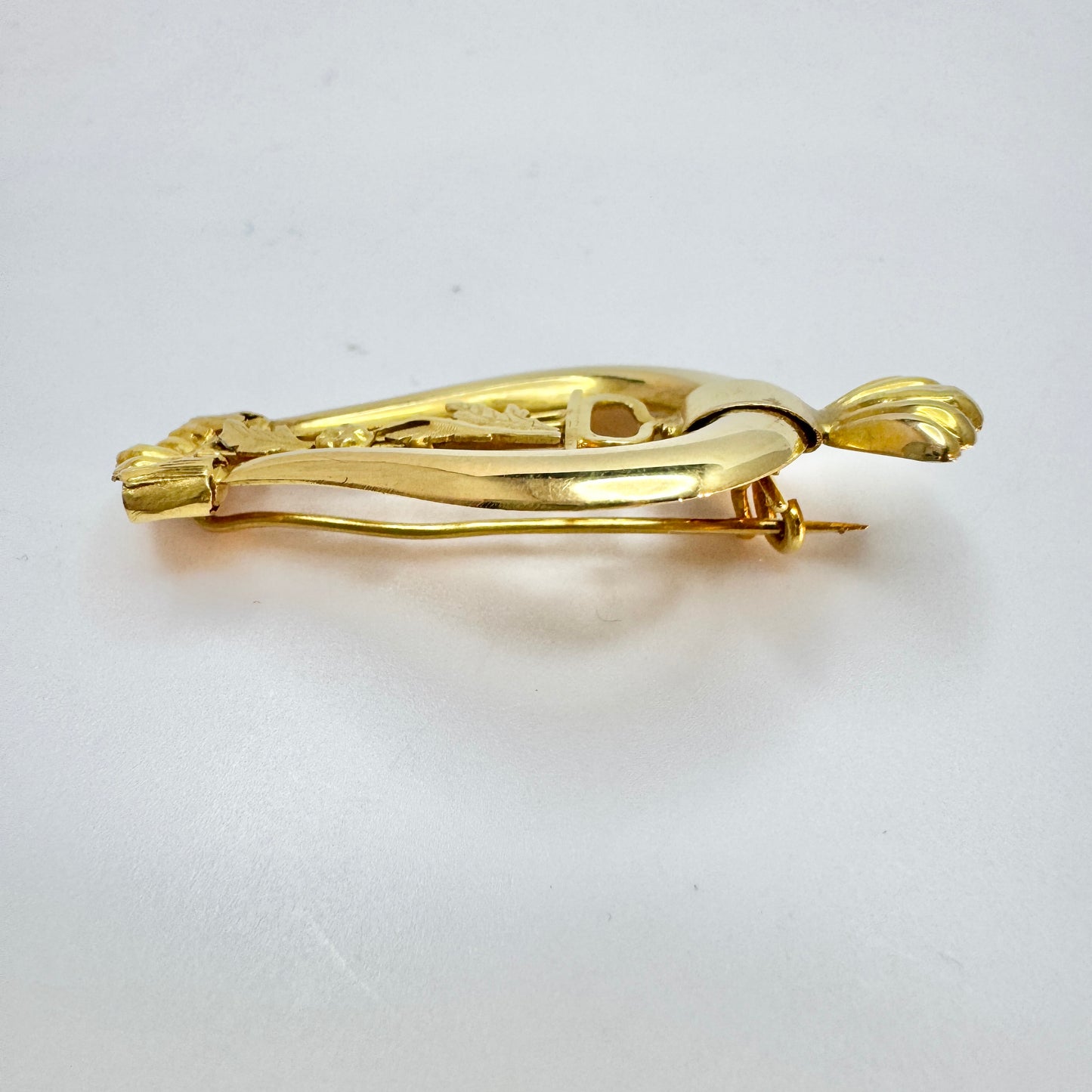 Sweden, Antique late 1800s Victorian 18k Gold Lyre Brooch