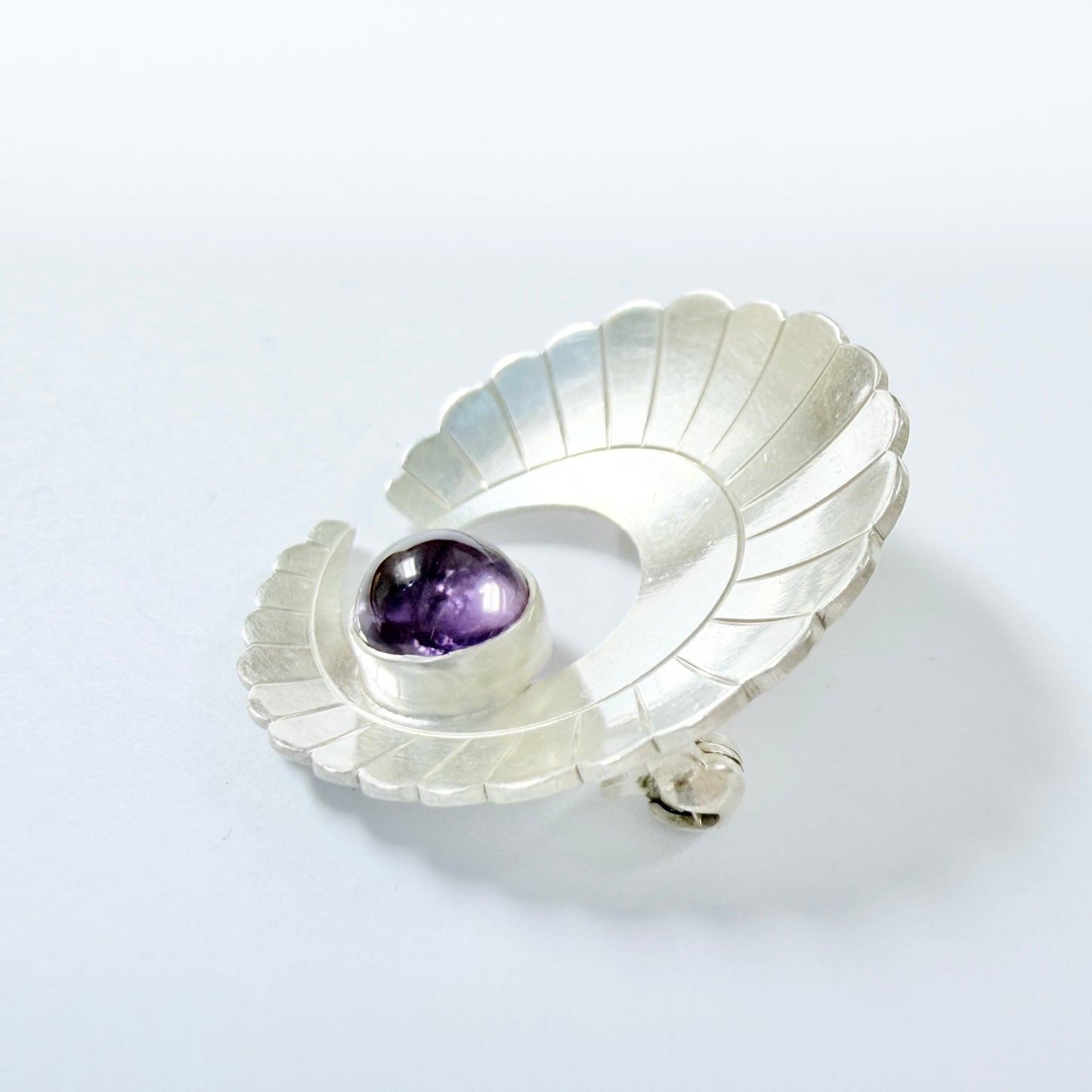 Per Ericsson, Sweden 1955. Vintage Sterling Silver Amethyst Brooch.