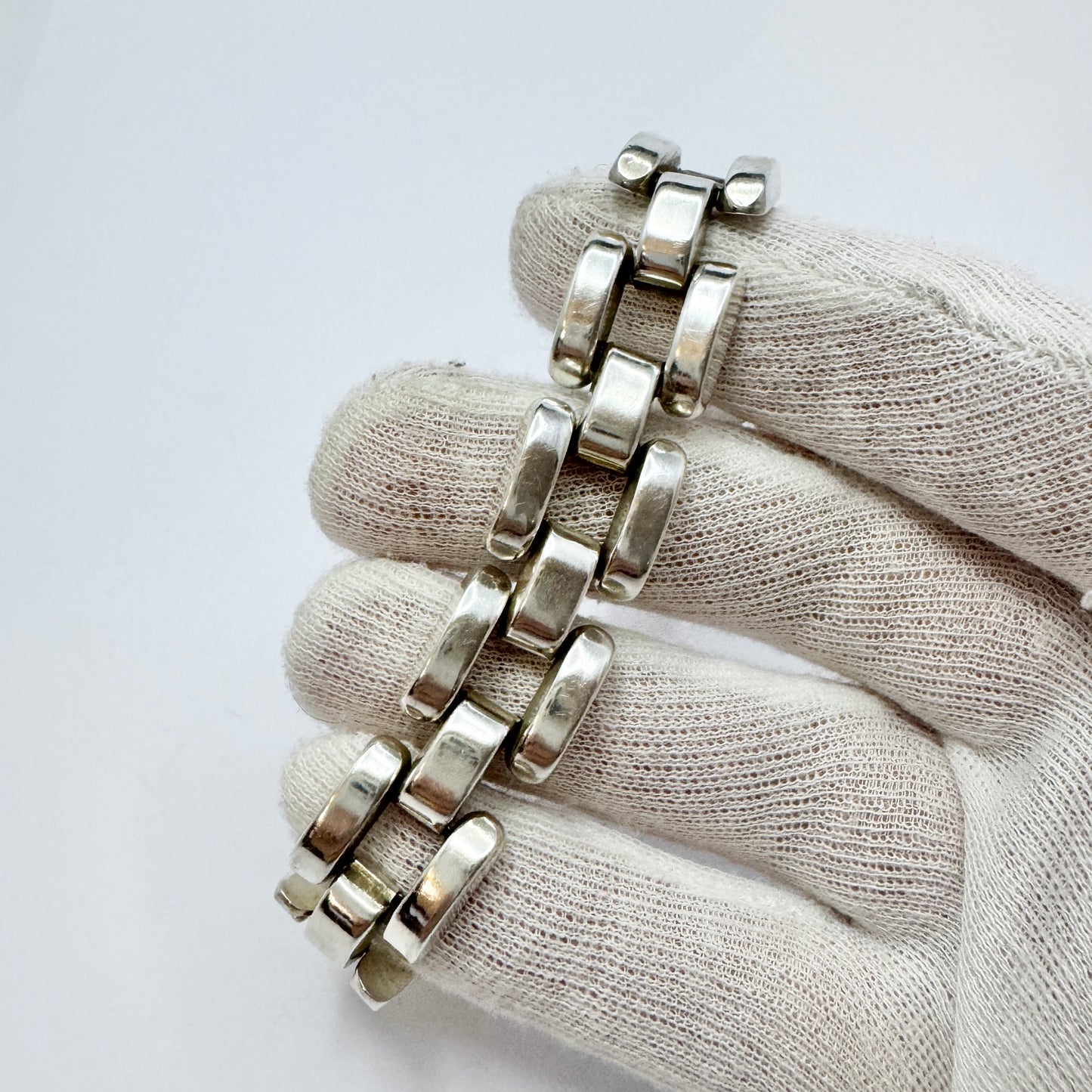 Maker REH, Vintage 900 Silver 1940s Tank Track Bracelet.