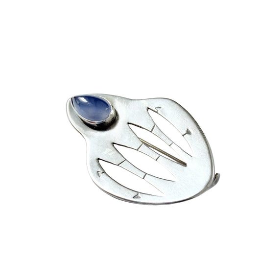 Kaplan, Sweden 1955. Vintage Solid Silver Chalcedony Brooch.