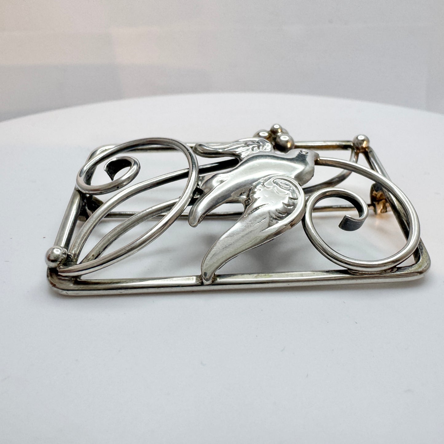 Sweden 1946. Large Vintage Solid Silver WW2 Peace Dove Brooch.