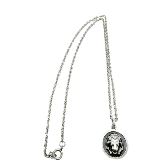 Vintage Sterling Silver Zodiac Leo Pendant Necklace.