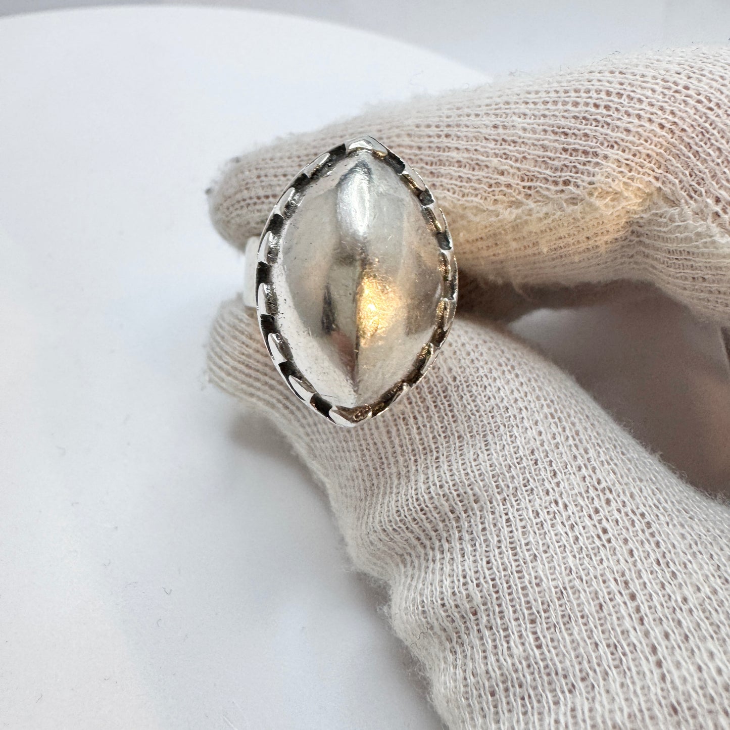 Pentti Sarpaneva, Finland 1972. Bold Vintage Solid Silver Ring.