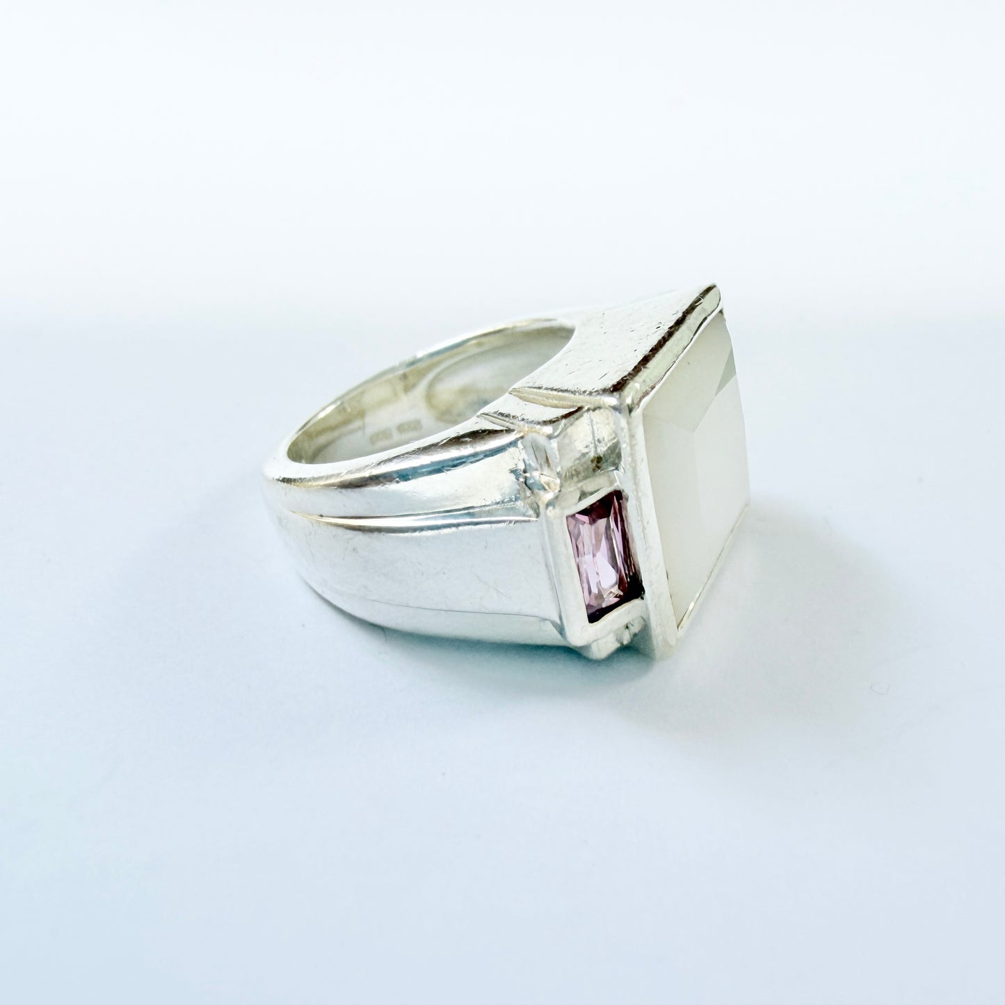 BOG (prob Guld og Sølv Design, Denmark). Sterling SIlver Ring.
