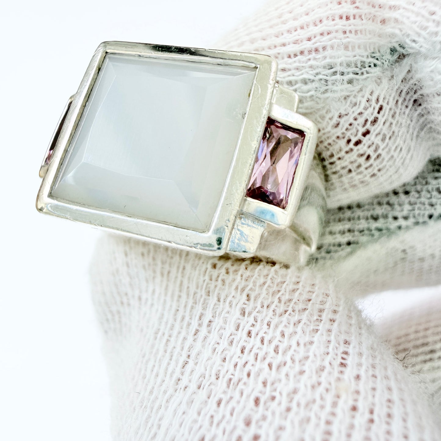 BOG (prob Guld og Sølv Design, Denmark). Sterling SIlver Ring.