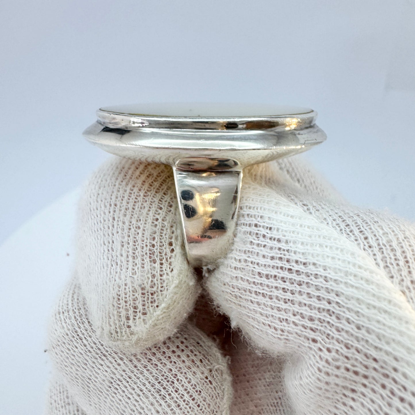 Bold Sterling Silver Mother of Pearl Ring.