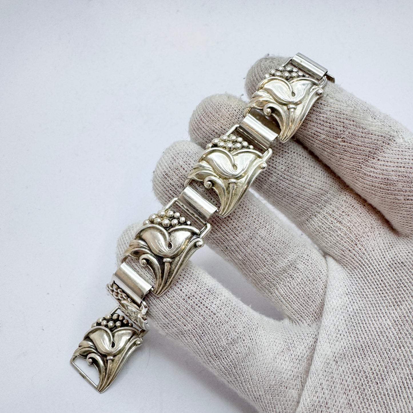 Asa-Silver H Olsson, Sweden year 1950. Vintage Solid Silver Bracelet.