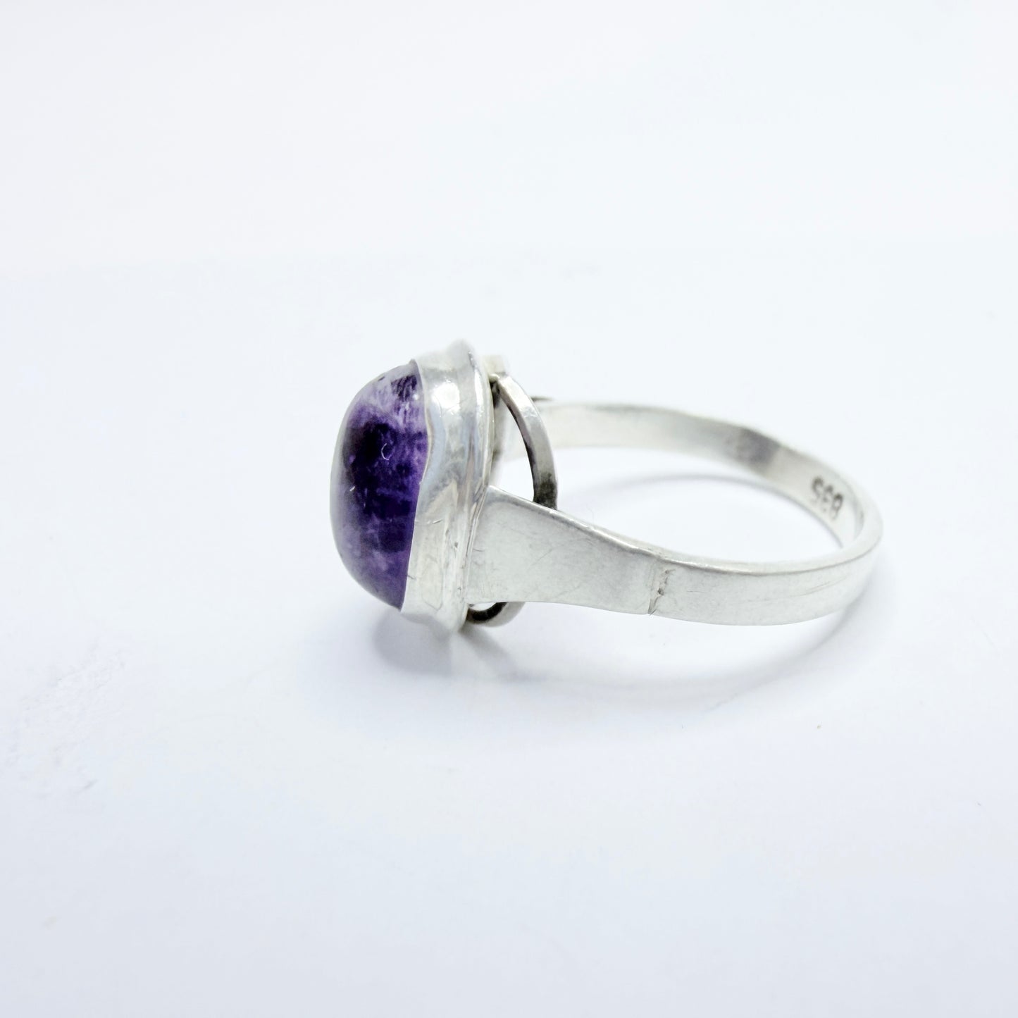 Vintage ca 1960. Solid Silver Amethyst Ring.
