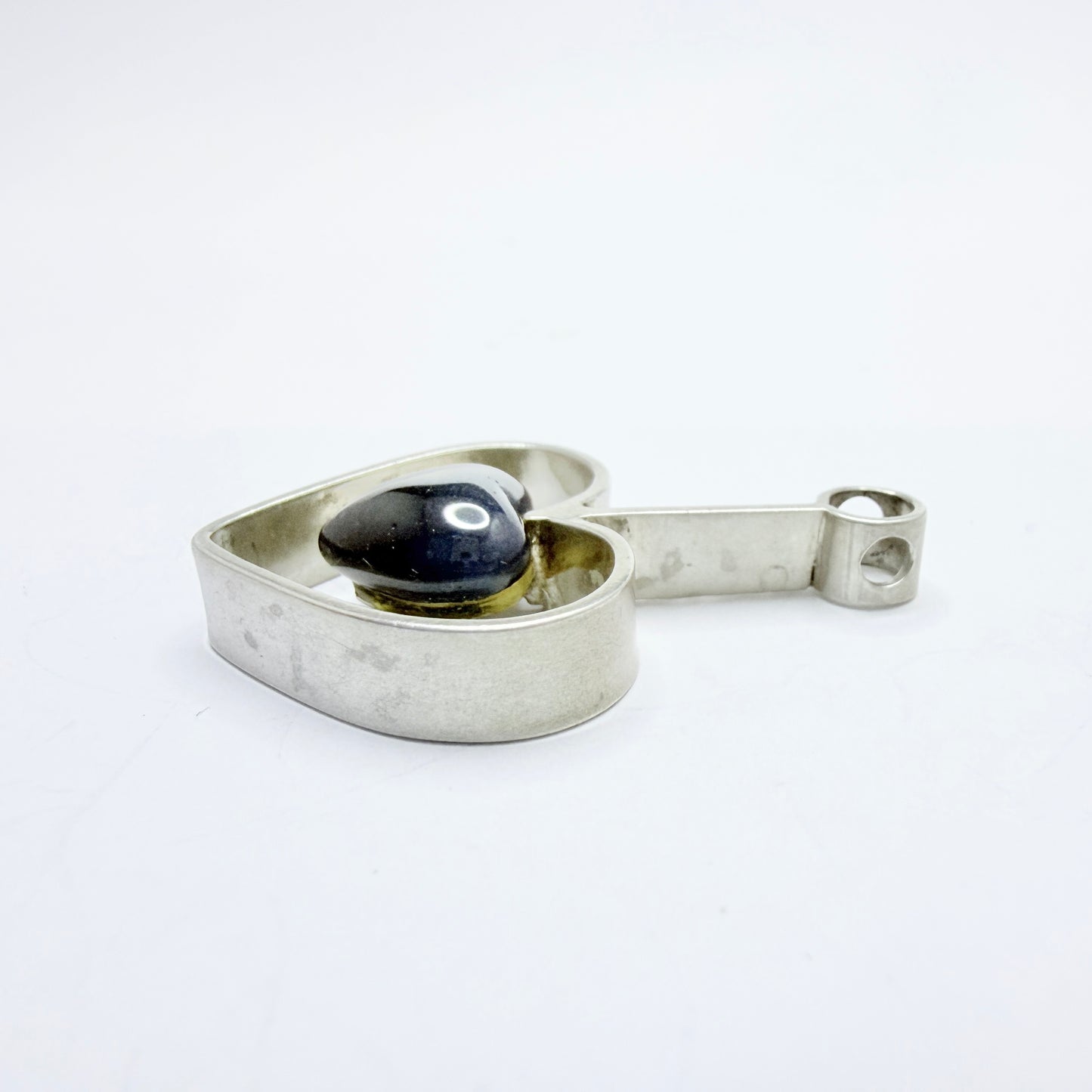 Victor Janson, Sweden year 1970. Vintage Solid Silver Bergslagen-stone Heart Pendant.