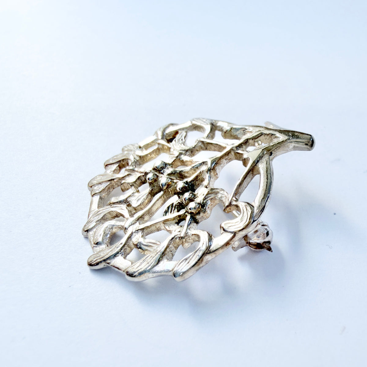 Bronsil, Sweden. Vintage Sterling Silver Mistletoe Christmas Brooch.