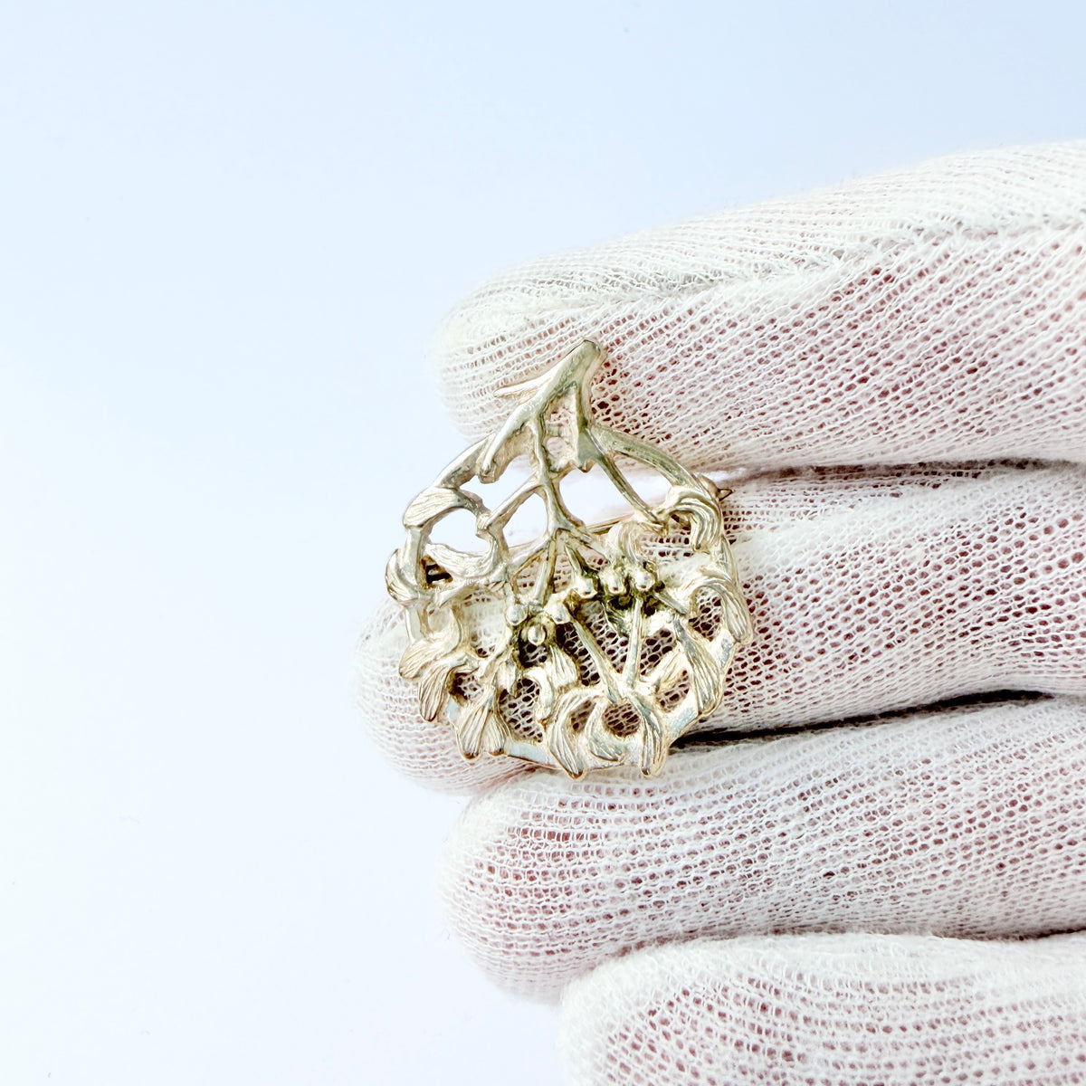 Bronsil, Sweden. Vintage Sterling Silver Mistletoe Christmas Brooch.
