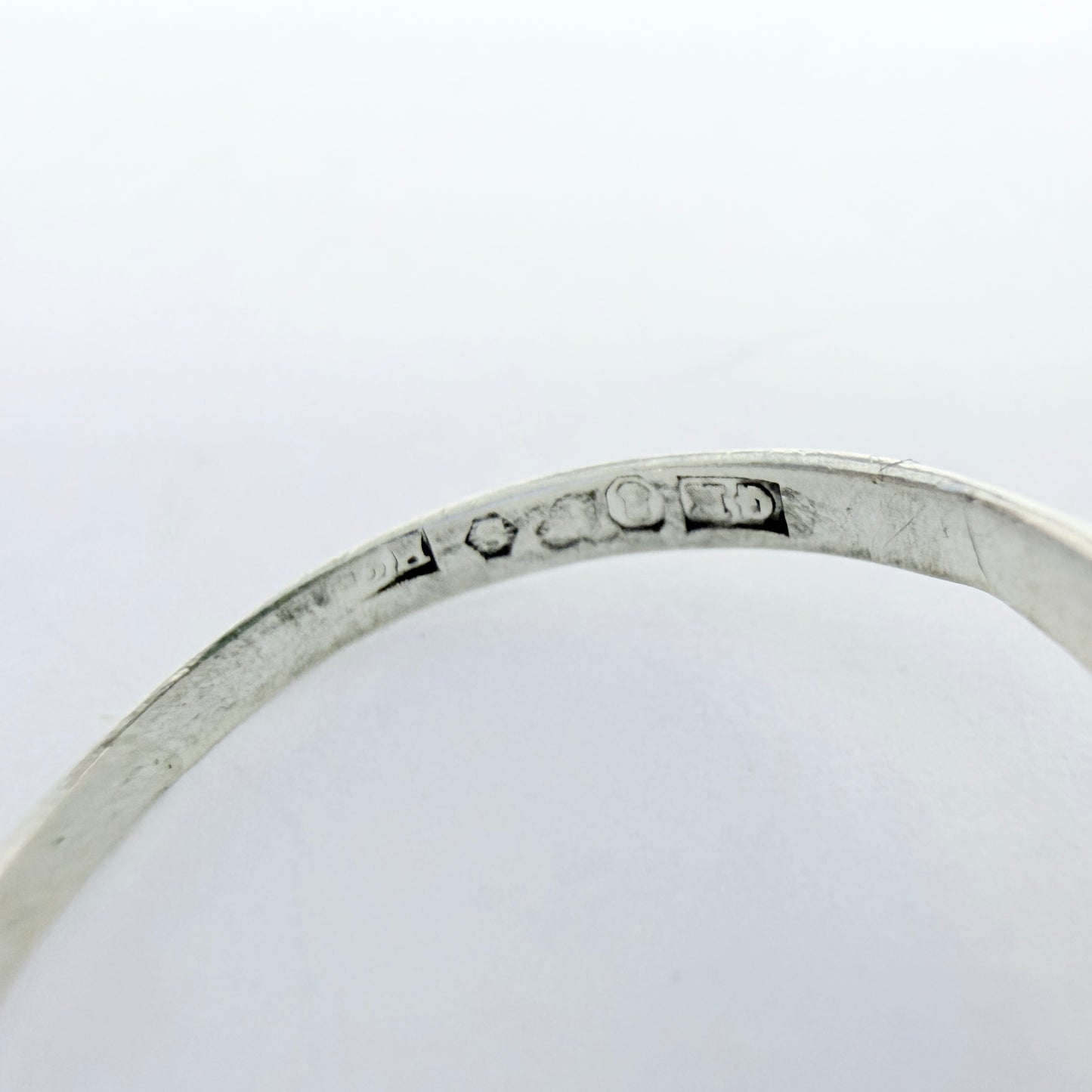 G Kaplan, Sweden ca 1960. Vintage Solid Silver Chrysoprase Ring.