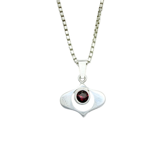 Salovaara, Finland. Vintage Sterling Silver Garnet Pendant Necklace.