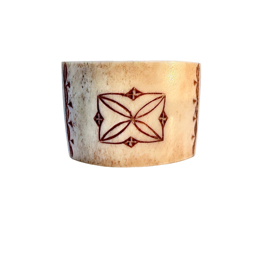 Northern Scandinavia Vintage or Antique Carved Horn Scarf Ring.