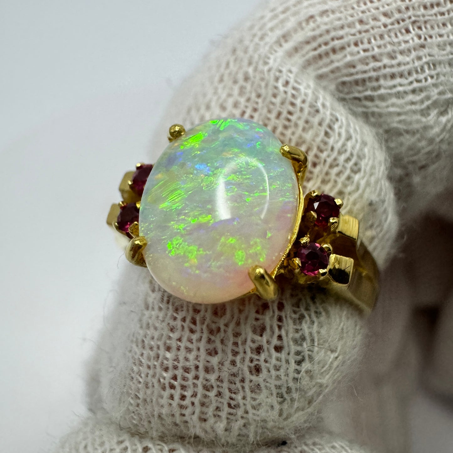 Vintage 18k Gold Opal Ruby Ring.