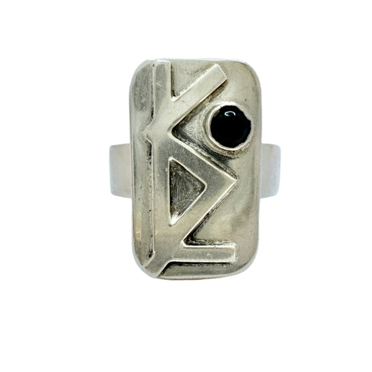 Vintage Sterling Silver Onyx Signet Ring. LS or SL.