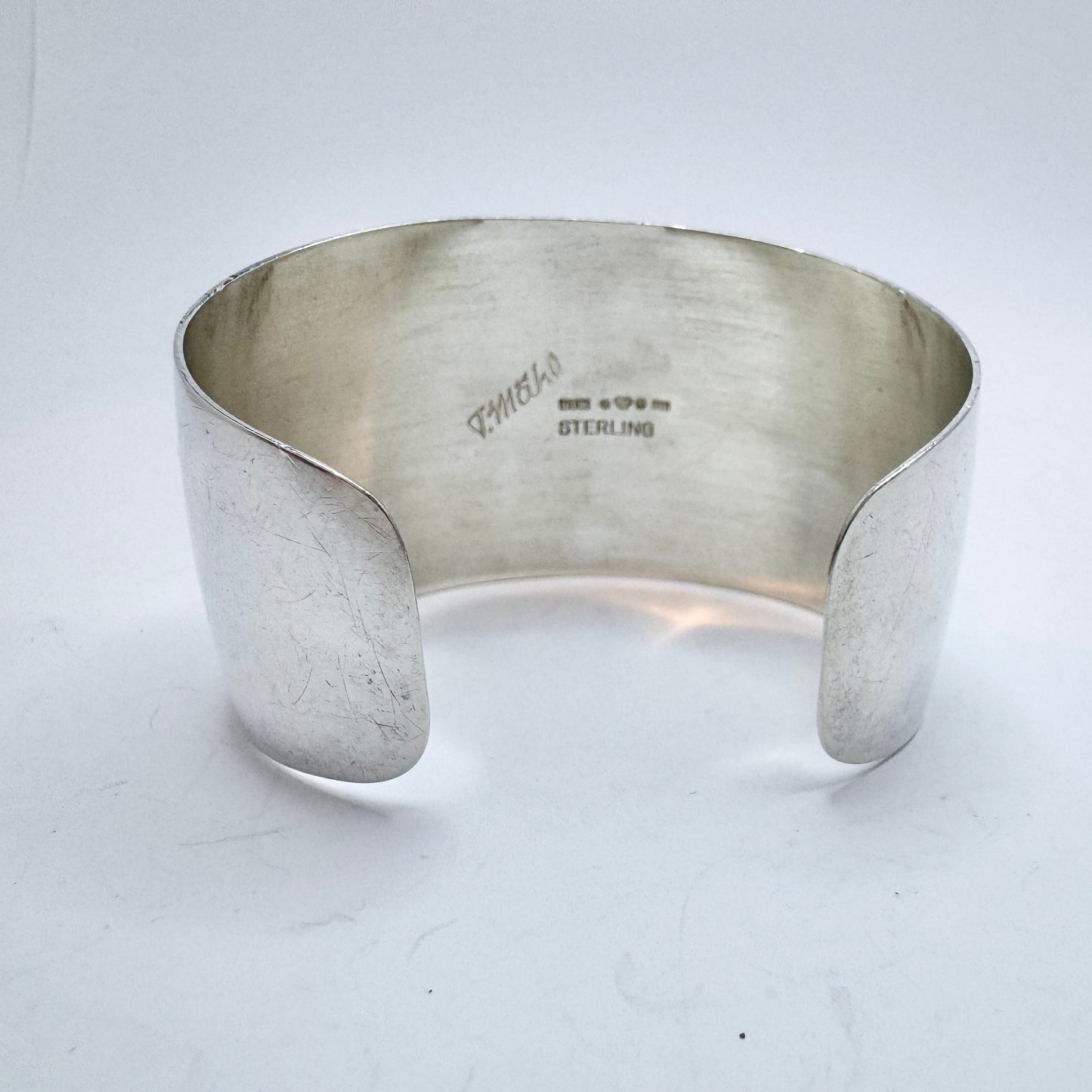 Torsten Mähl, Sweden 1957. Vintage Sterling Silver Agate Moonstone Chrysoprase Cuff Bracelet.