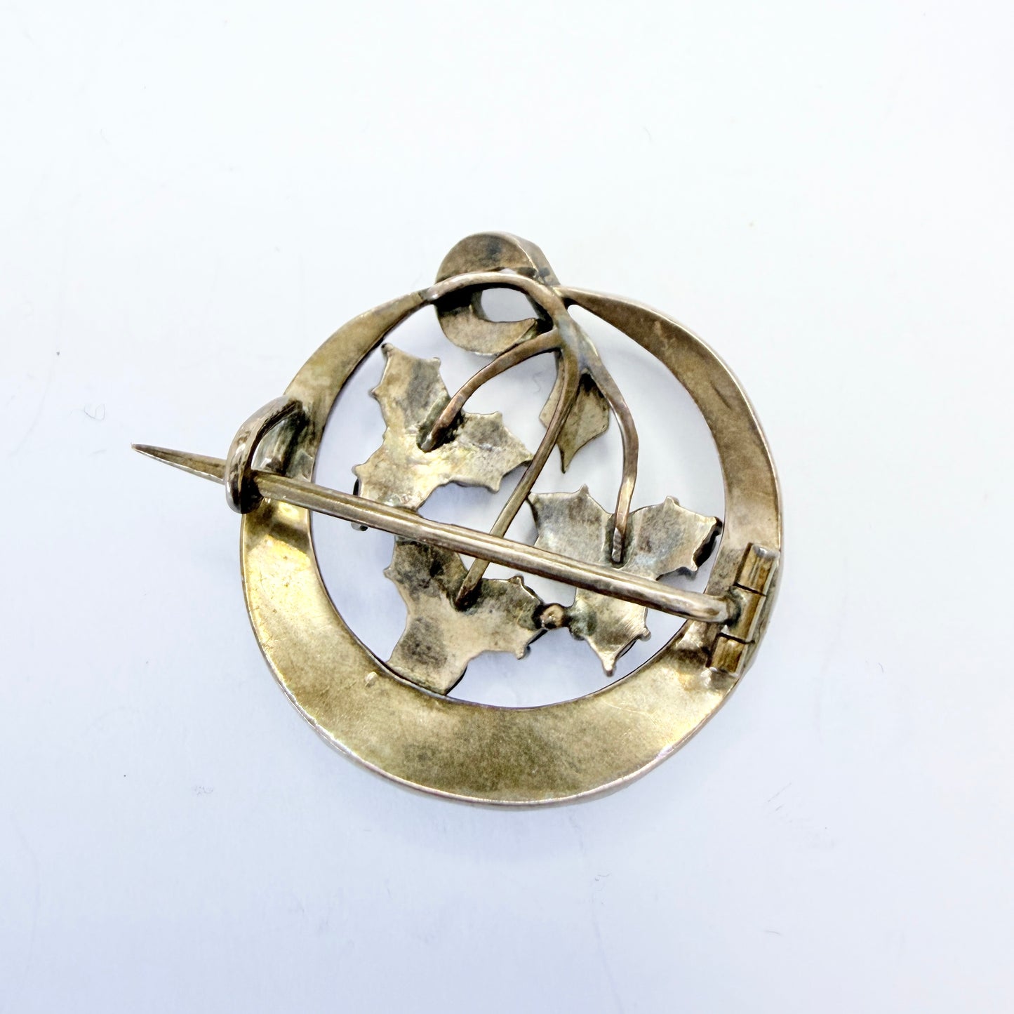 Antique ca year 1900. Bohemian Garnet Gilt metal Brooch.