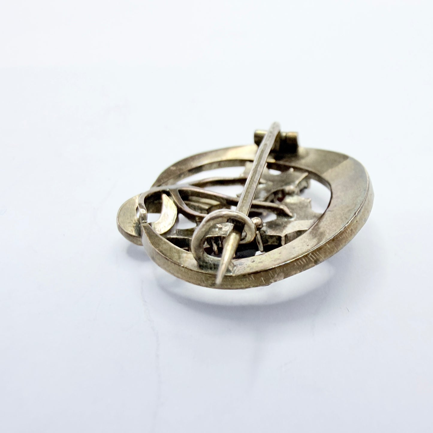 Antique ca year 1900. Bohemian Garnet Gilt metal Brooch.