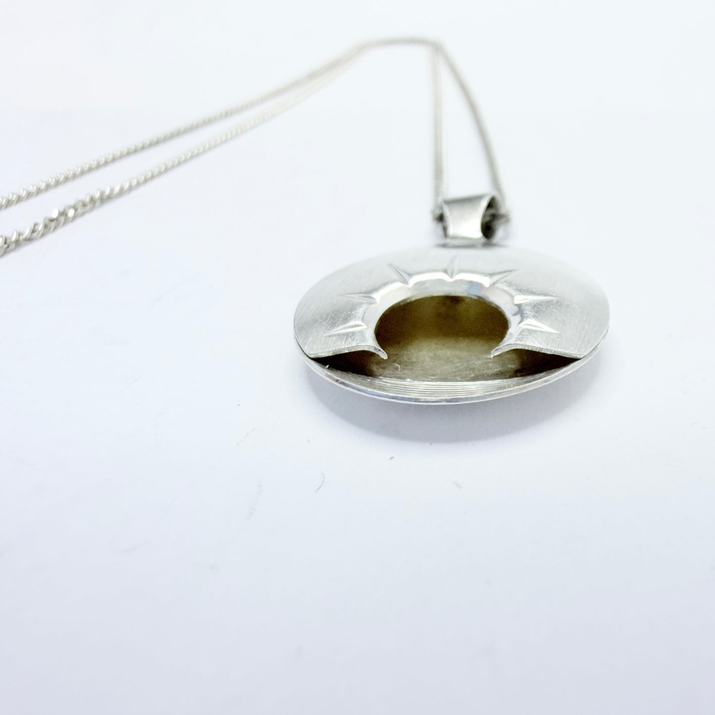 Arktis-Smedjan, Swden. Vintage Sterling Silver Midnight Sun Pendant Necklace.