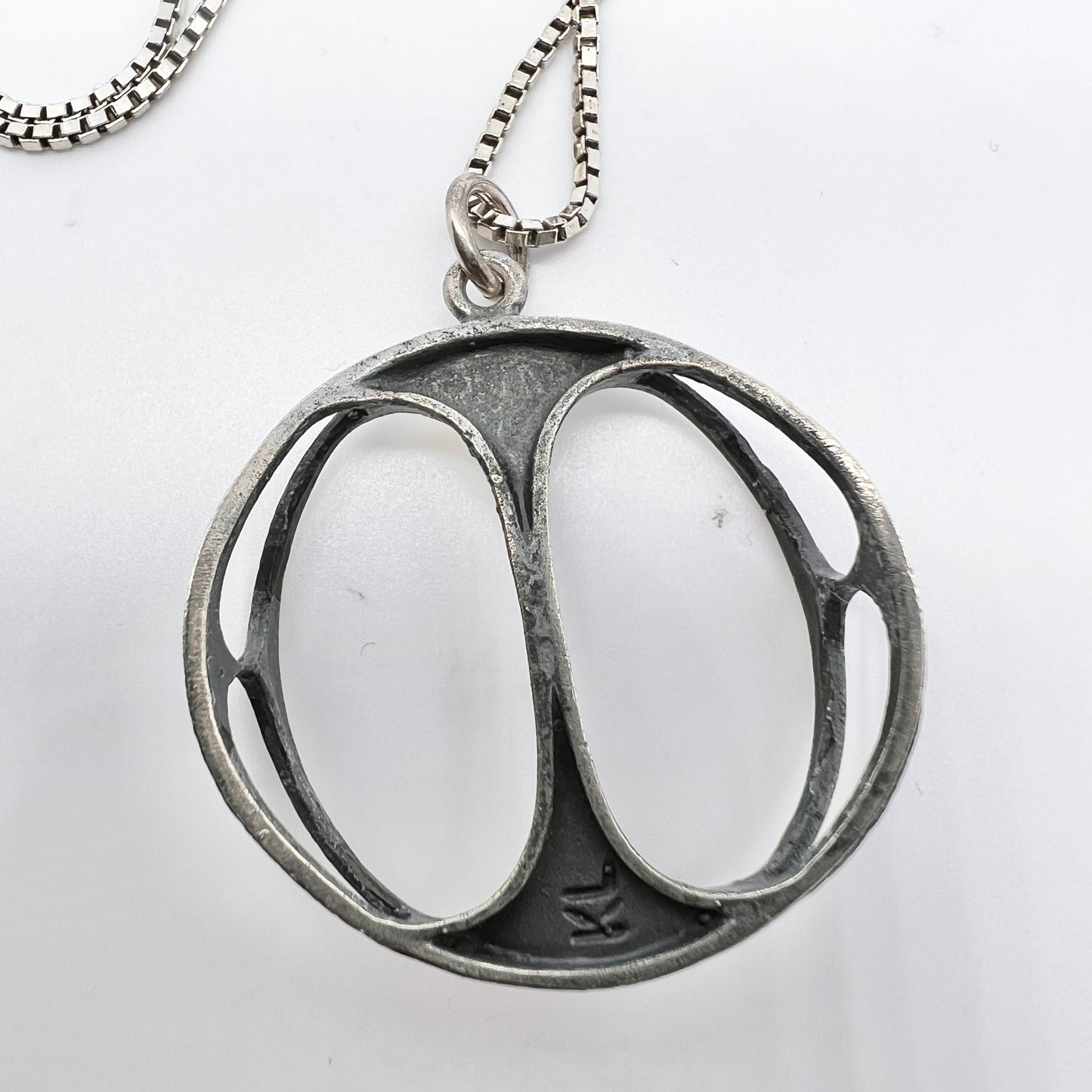 Sten & Laine, Finland 1973 Vintage Solid Silver Pendant Necklace.